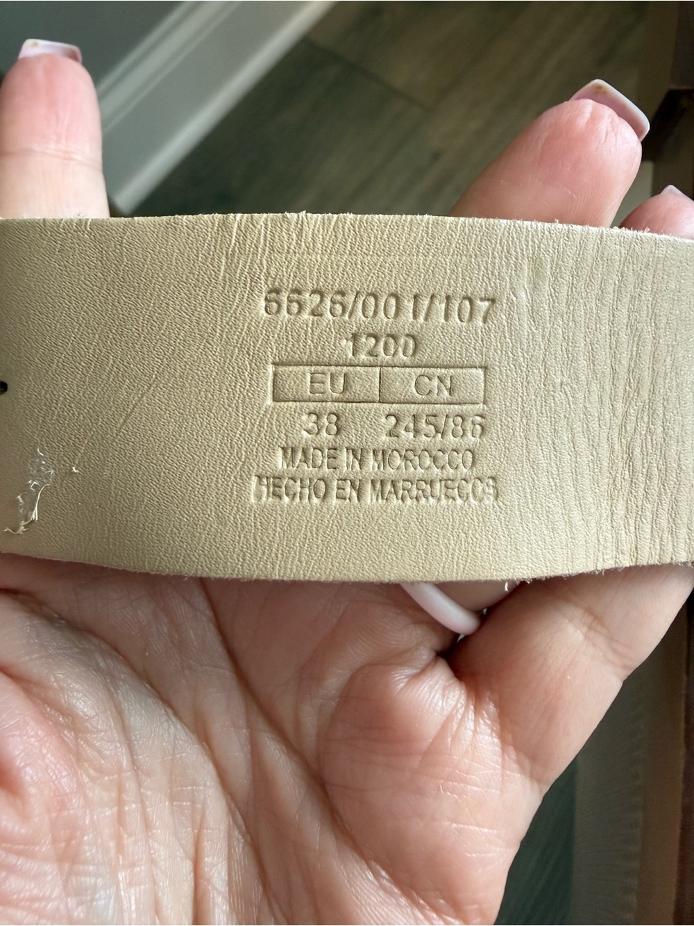 Zara Beige Buckle Slide Sandals - Picture 9 of 12